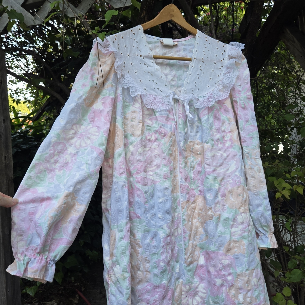 Vintage Pastel Floral Nightgown Housedress Romantic Dress
